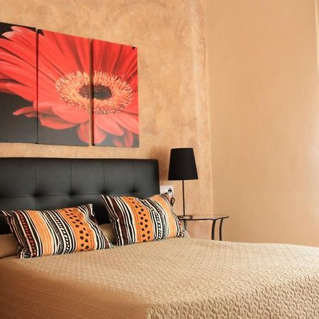 Hostal Rte. Elena Fuentes de Ebro Room photo