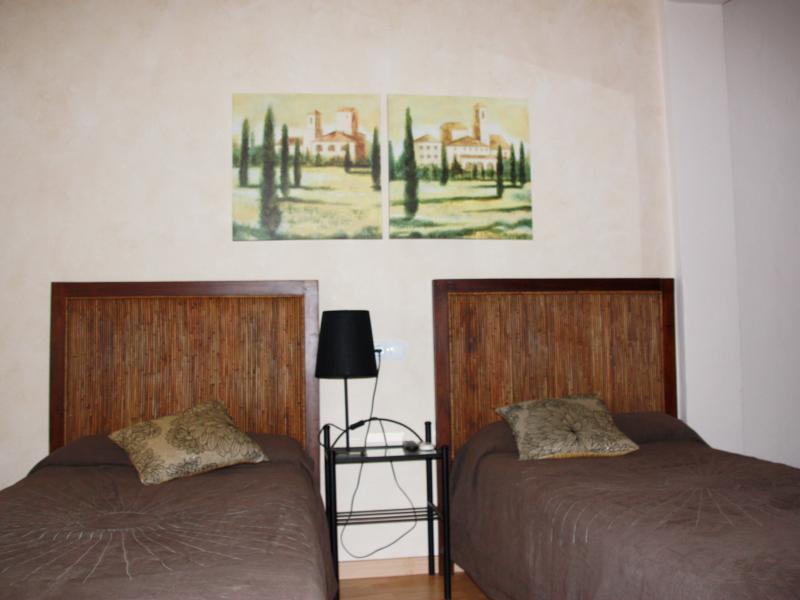 Hostal Rte. Elena Fuentes de Ebro Room photo