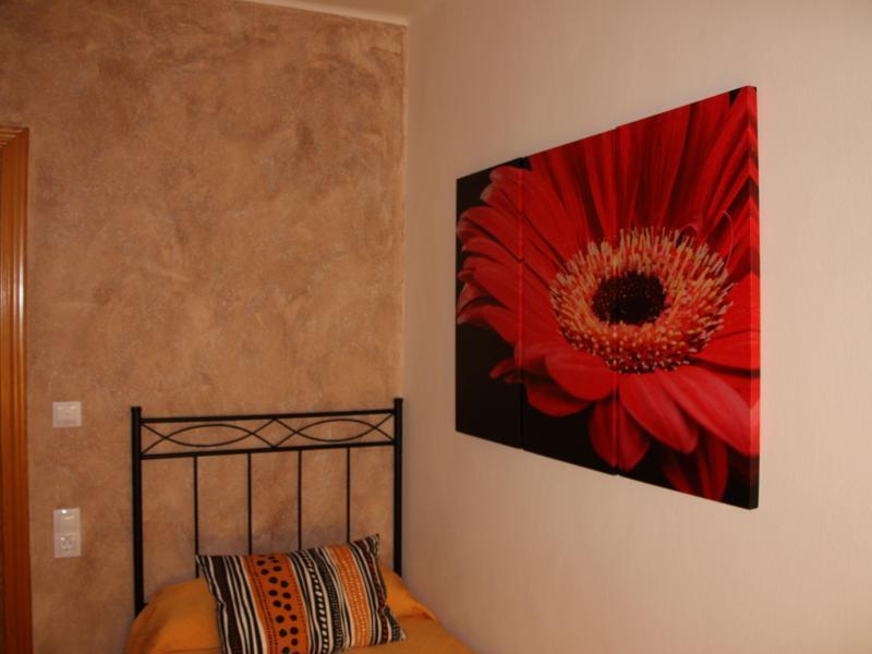 Hostal Rte. Elena Fuentes de Ebro Room photo